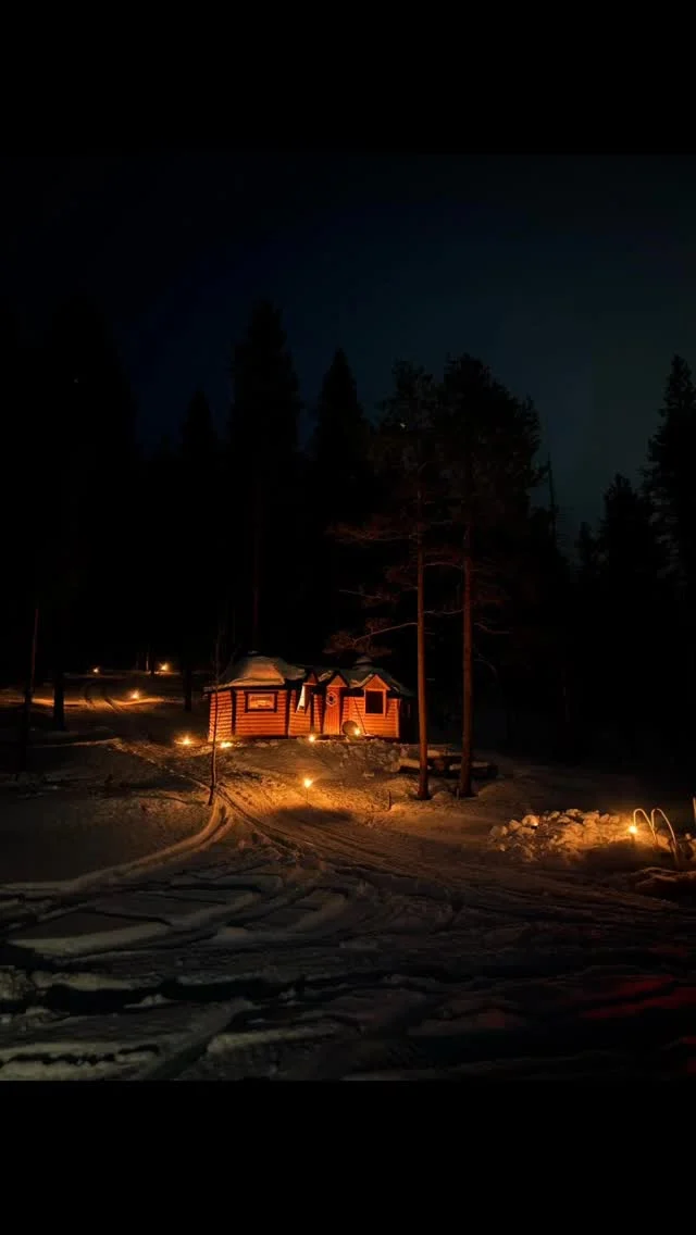 LAPPTJÄRNSBASTUN

Vår Lapptjärnsbastu går att boka vinter som sommar, vår som höst! 

Läs mer på https://www.storklinten.se/lapptjarnsbastun/